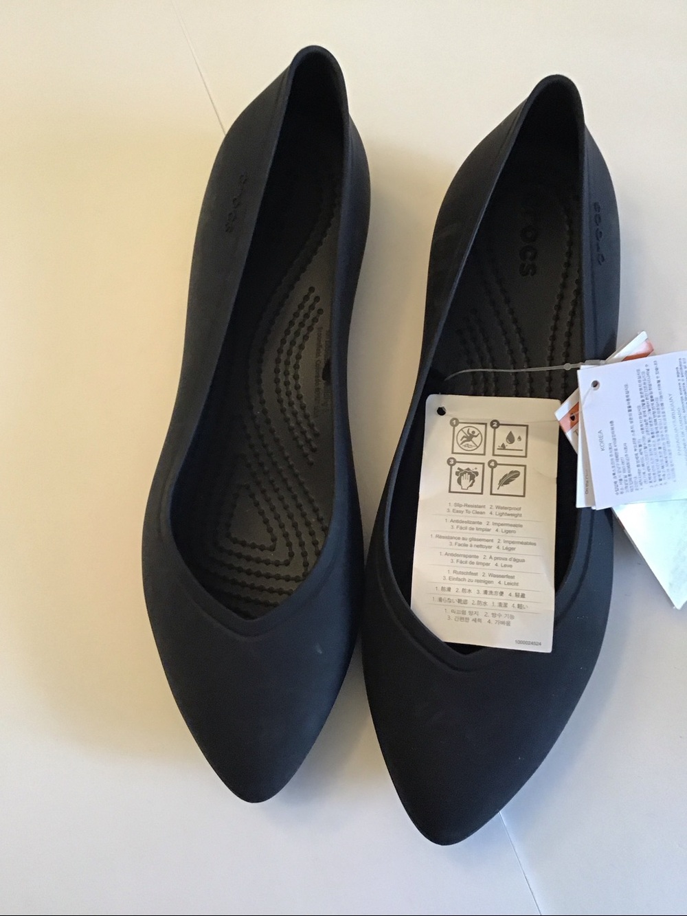 CROCS Women’s Black Pointed Ballet Flats